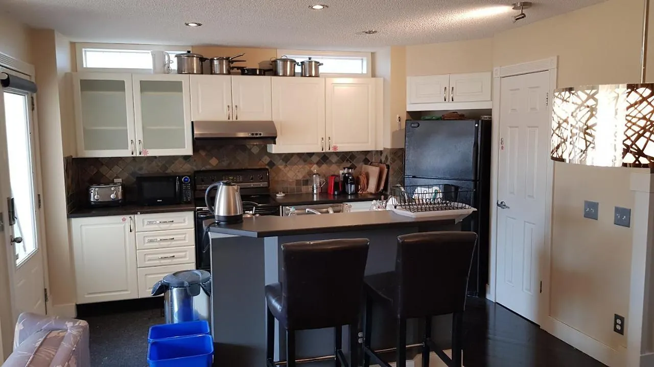 Tuscan Ridge Guesthouse Calgary West 0*,  Canada