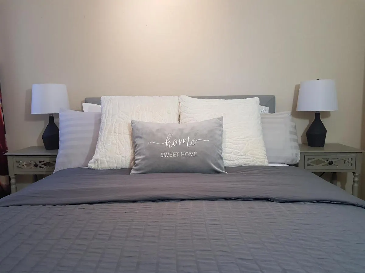 Tuscan Ridge Guesthouse Calgary West 0*,